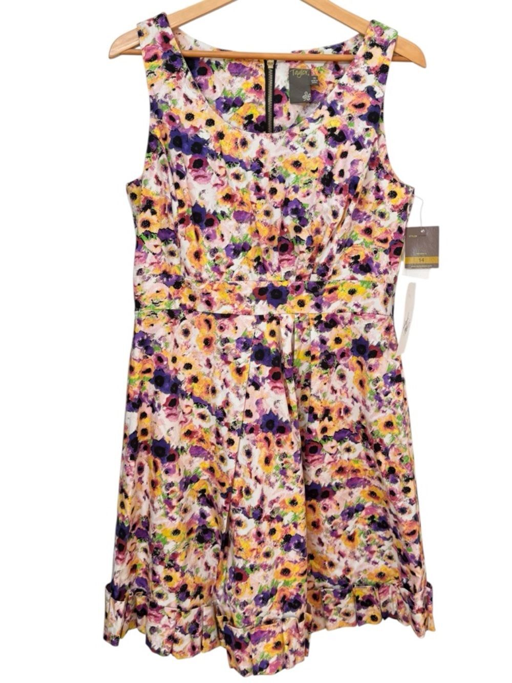 Taylor by Lord & Taylor Colorful Floral Print Sleeveless Summer Dress. 14. NEW.